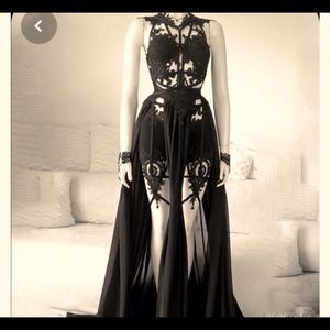 Sexy black lace costume/lingerie